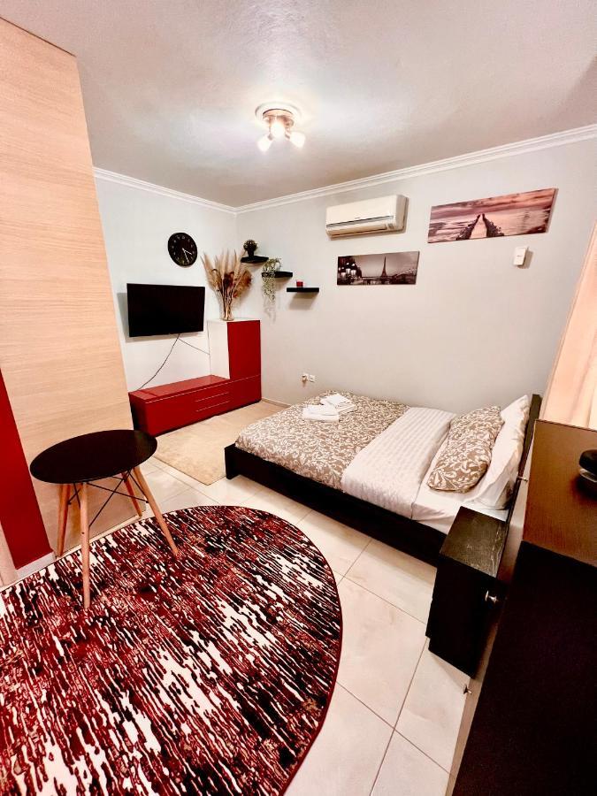 Unique Guest House Ioannina Bagian luar foto