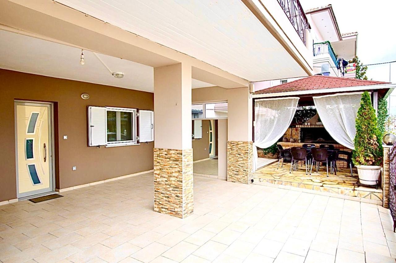 Unique Guest House Ioannina Bagian luar foto