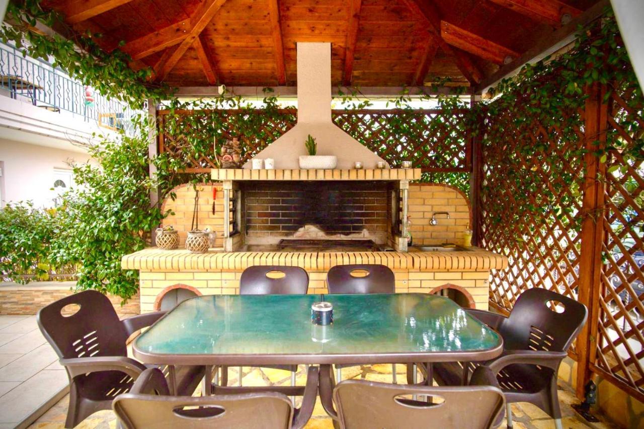 Unique Guest House Ioannina Bagian luar foto